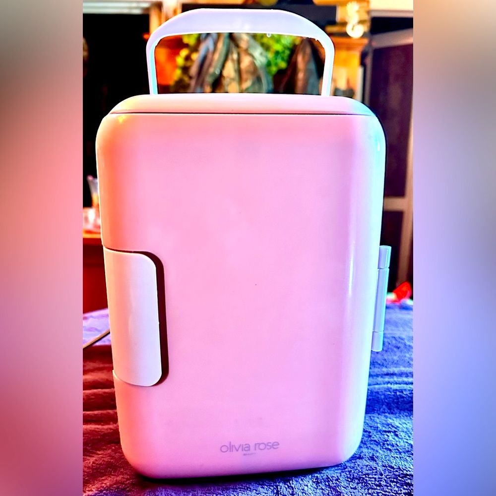 Olivia Rose Tal Portable Vanity Fridge Pink, Cools/Warms Facial Treatments/Sodas